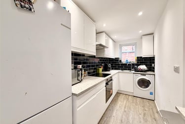 4 bed house, Forest Grove, Arboretum, Nottingham, NG14HS - Image 1